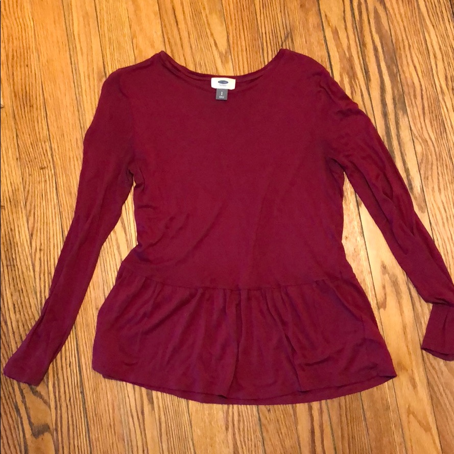 Maroon Pendulum Top